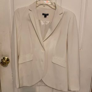 Blazer size 4 silk lining brand new
